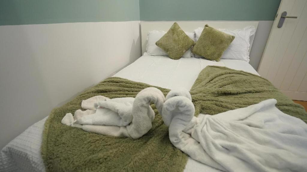 Sussex Garden One Bedroom Apartment Londra Dış mekan fotoğraf